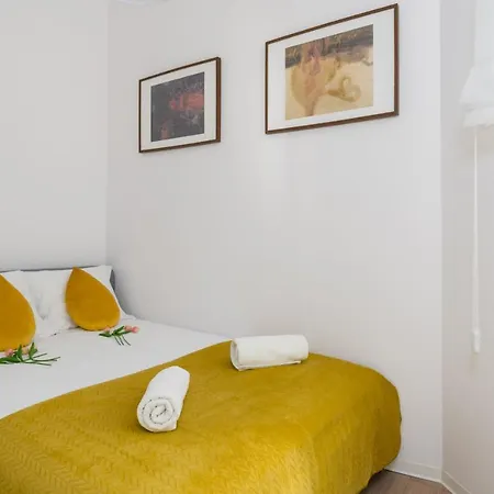 Apartment Kamienica Chelmonskiego 10 Przy Mtp By Noclegi Renters Познань Екстер'єр фото
