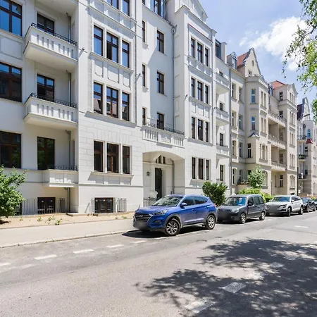 Apartment Kamienica Chelmonskiego 10 Przy Mtp By Noclegi Renters Познань Екстер'єр фото