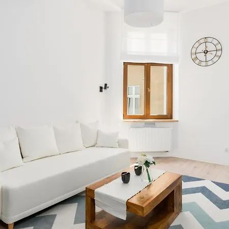 Apartment Kamienica Chelmonskiego 10 Przy Mtp By Noclegi Renters Познань Екстер'єр фото