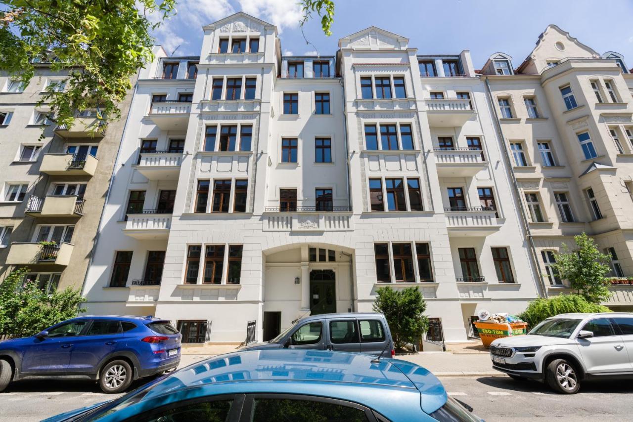 Апартаменти Kamienica Chelmonskiego 10 Przy Mtp By Renters *